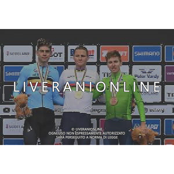 06-08-2023 World Championships Elite; 2023, Alpecin - Deceuninck; 2023, Jumbo - Visma; 2023, Uae Emirates; Van Der Poel, Mathieu; Van Aert, Wout; Pogacar, Tadej; Glasgow; ©SIROTTI/AGENZIA ALDO LIVERANI SAS