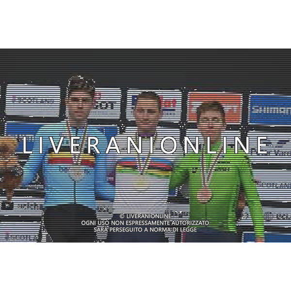 06-08-2023 World Championships Elite; 2023, Alpecin - Deceuninck; 2023, Jumbo - Visma; 2023, Uae Emirates; Van Der Poel, Mathieu; Van Aert, Wout; Pogacar, Tadej; Glasgow; ©SIROTTI/AGENZIA ALDO LIVERANI SAS
