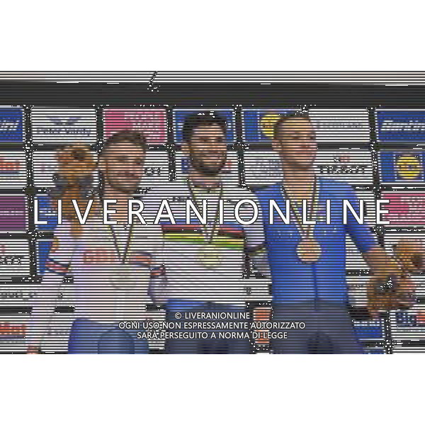 06-08-2023 World Championships Elite Track; Giornata 04; 2023, Ineos Grenadiers; 2023, Bahrain - Victorious; Ganna, Filippo; Bigham, Daniel; Milan, Jonathan; Glasgow - Sir Chris Hoy Velodrom; ©SIROTTI/AGENZIA ALDO LIVERANI SAS