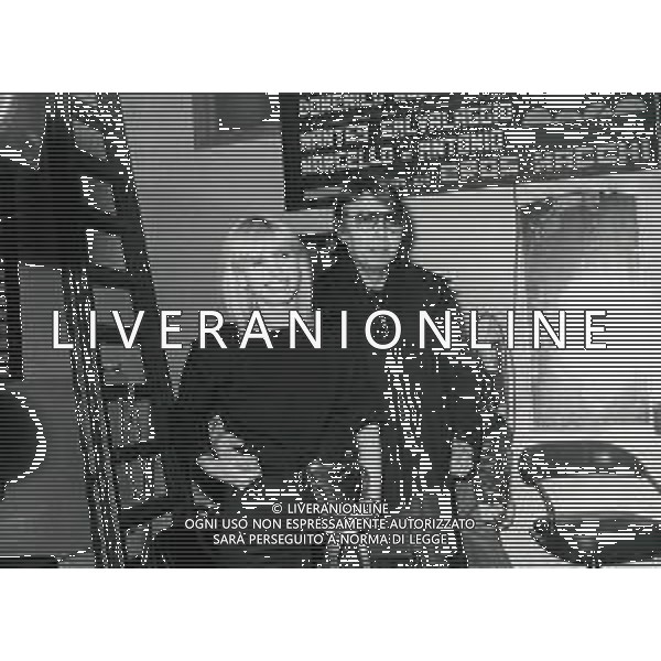 ARCHIVIO DORI GHEZZI CANTANTE NELLA FOTO: DORI GHEZZI CON FABRIZIO DE ANDRE\' PH.ARCHIVIO AGENZI ALDO LIVERANI SAS