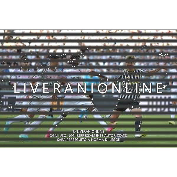 TVMV-Torino 09.08.2023 Allianz Stadium © Manuela Viganti/Agenzia Aldo Liverani Allenamento Juventus Centenario Famiglia Agnelli Nella foto: fallo da rigore su hans nicolussi caviglia ©Viganti/AGENZIA ALDO LIVERANI SAS