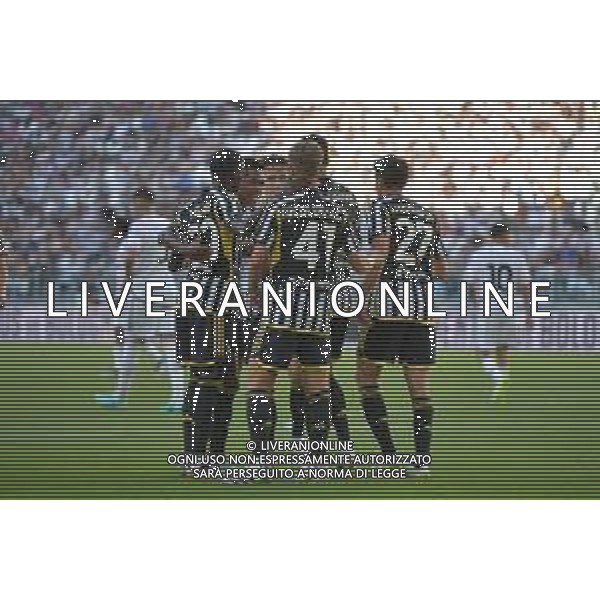 TVMV-Torino 09.08.2023 Allianz Stadium © Manuela Viganti/Agenzia Aldo Liverani Allenamento Juventus Centenario Famiglia Agnelli Nella foto: esultanza juventus dopo il gol di dusan vlahovic ©Viganti/AGENZIA ALDO LIVERANI SAS