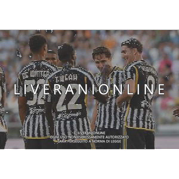 TVMV-Torino 09.08.2023 Allianz Stadium © Manuela Viganti/Agenzia Aldo Liverani Allenamento Juventus Centenario Famiglia Agnelli Nella foto: esultanza juventus dopo il gol di dusan vlahovic ©Viganti/AGENZIA ALDO LIVERANI SAS
