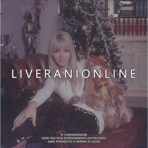 COL-1969 MILANO RETROSPETTIVA DORI GHEZZI CANTANTE NELLA FOTO DORI GHEZZI AG ALDO LIVERANI SAS 