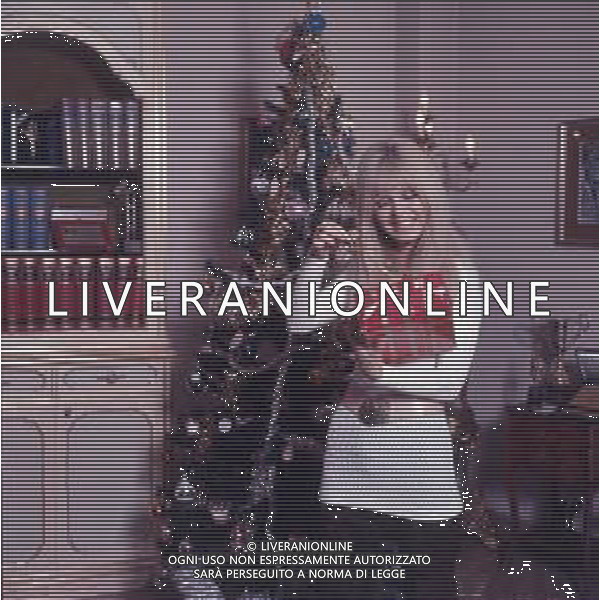 COL-1969 MILANO RETROSPETTIVA DORI GHEZZI CANTANTE NELLA FOTO DORI GHEZZI AG ALDO LIVERANI SAS 