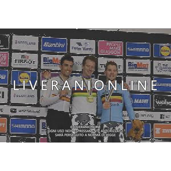 09-08-2023 World Championships Elite Track; Giornata 07; 2023, New Zealand; 2023, Spain; 2023, Belgium; Gate, Aaron; Torres Barcelo, Albert; Van Den Bossche, Fabio; Glasgow - Sir Chris Hoy Velodrome; ©SIROTTI/AGENZIA ALDO LIVERANI SAS