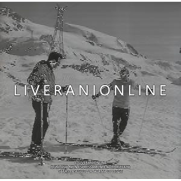 NEG-RETROSPETTIVA RENATO RASCEL ATTORE NELLA FOTO RENATO RASCEL A CERVINIA NELL\'ANNO 1965 AG ALDO LIVERANI SAS  