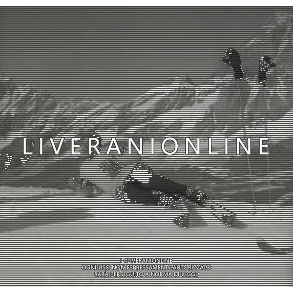NEG-RETROSPETTIVA RENATO RASCEL ATTORE NELLA FOTO RENATO RASCEL A CERVINIA NELL\'ANNO 1965 AG ALDO LIVERANI SAS  