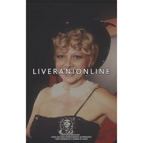 RETROSPETTIVA SANDRO MILO ATTRICE NELLA FOTO SANDRA MILO A MILANO NELL\'ANNO 1982 NELLA TRASMISSIONE TELEVISIVA “BLITZ“ AG ALDO LIVERANI SAS 