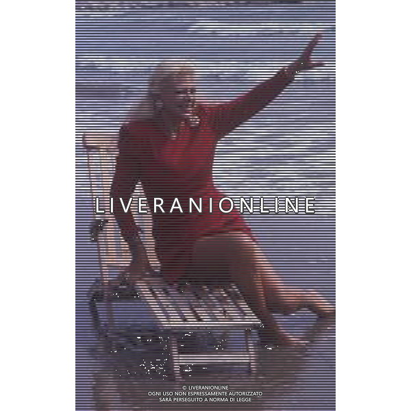 RETROSPETTIVA SANDRO MILO ATTRICE NELLA FOTO SANDRA MILO NELL\'ANNO 1990 A VENEZIA AG ALDO LIVERANI SAS  