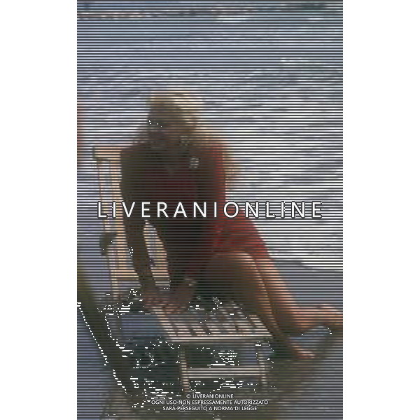 RETROSPETTIVA SANDRO MILO ATTRICE NELLA FOTO SANDRA MILO NELL\'ANNO 1990 A VENEZIA AG ALDO LIVERANI SAS  
