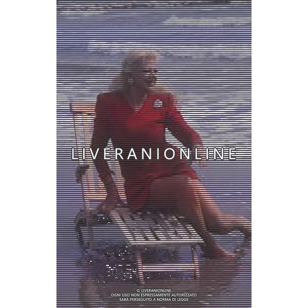 RETROSPETTIVA SANDRO MILO ATTRICE NELLA FOTO SANDRA MILO NELL\'ANNO 1990 A VENEZIA AG ALDO LIVERANI SAS  