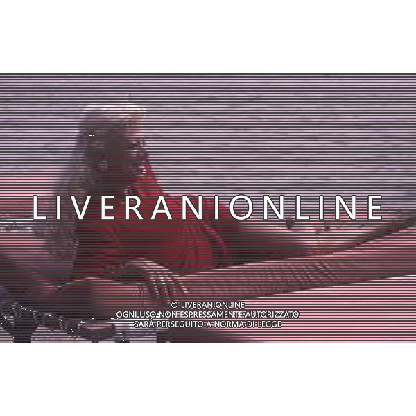 RETROSPETTIVA SANDRO MILO ATTRICE NELLA FOTO SANDRA MILO NELL\'ANNO 1990 A VENEZIA AG ALDO LIVERANI SAS  