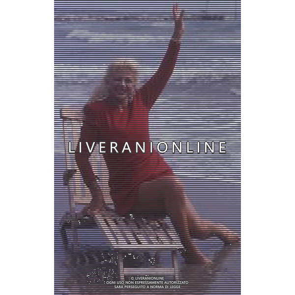 RETROSPETTIVA SANDRO MILO ATTRICE NELLA FOTO SANDRA MILO NELL\'ANNO 1990 A VENEZIA AG ALDO LIVERANI SAS  