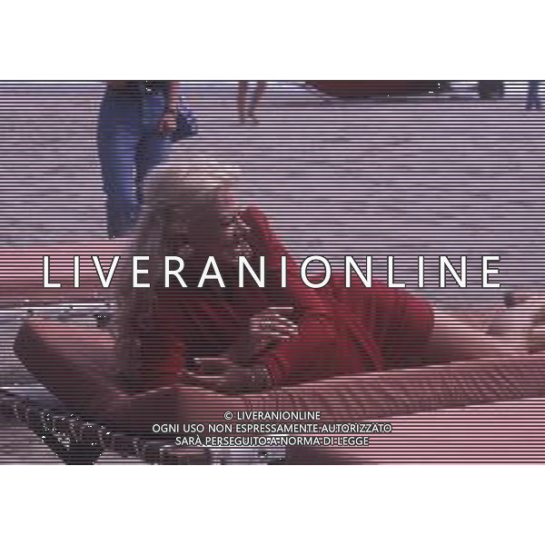 RETROSPETTIVA SANDRO MILO ATTRICE NELLA FOTO SANDRA MILO NELL\'ANNO 1990 A VENEZIA AG ALDO LIVERANI SAS  