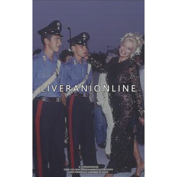 RETROSPETTIVA SANDRO MILO ATTRICE NELLA FOTO SANDRA MILO NELL\'ANNO 1990 A VENEZIA CON GIANNI DEI AG ALDO LIVERANI SAS