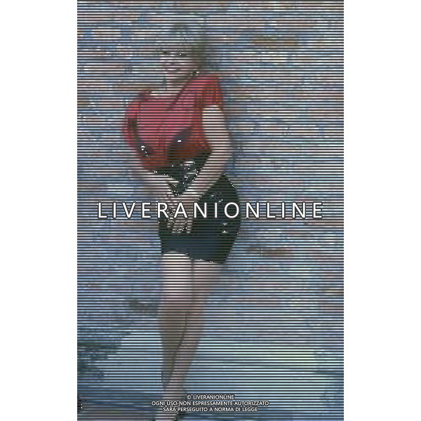 RETROSPETTIVA SANDRO MILO ATTRICE NELLA FOTO SANDRA MILO NELL\'ANNO 1990 A VENEZIA AG ALDO LIVERANI SAS  