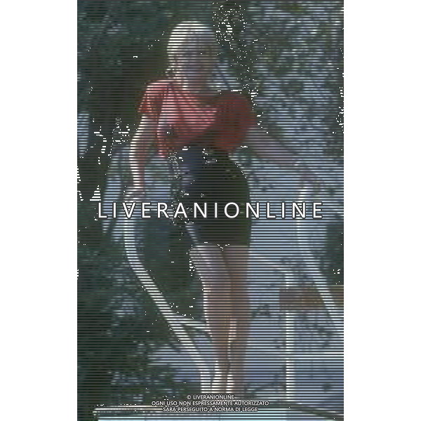 RETROSPETTIVA SANDRO MILO ATTRICE NELLA FOTO SANDRA MILO NELL\'ANNO 1990 A VENEZIA AG ALDO LIVERANI SAS  