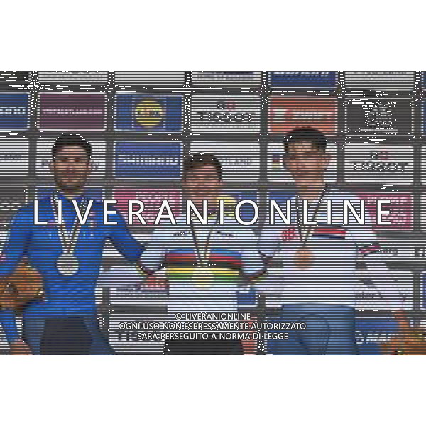11-08-2023 World Championships Elite Cronometro; 2023, Soudal - Quickstep; 2023, Ineos Grenadiers; Evenepoel, Remco; Ganna, Filippo; Tarling, Joshua; Stirling - Scotland; ©SIROTTI/AGENZIA ALDO LIVERANI SAS