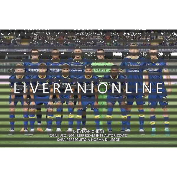 TVRG Hellas Verona vs Ascoli nella foto formazione Hellas Verona, in piedi da SX Giangiacomo Magnani, Isak Malcolm Hien, Diego Coppola, Lorenzo Montipo\', Milan Djuric e Pawel Dawidowicz; in basso da SX Josh Thomas Doig, Filippo Terracciano, Jordi Mboula, Cyril Jean Ngonge e Martin Hongla Verona 12-08-2023 Stadio Marcantonio Bentegodi Coppa Italia Frecciarossa - 32mi di finale foto Roberto Garavaglia/ag. Aldo Liverani sas