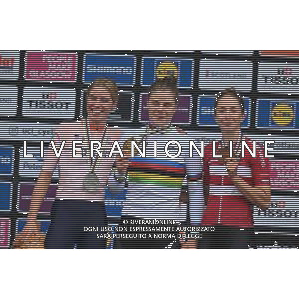 13-08-2023 World Championships Elite Women; 2023, Belgium; 2023, Olanda; 2023, Danimarca; Kopecky, Lotte; Vollering, Demi; Ludwig, Cecilie Uttrup; Glasgow; ©SIROTTI / AGENZIA ALDO LIVERANI SAS  