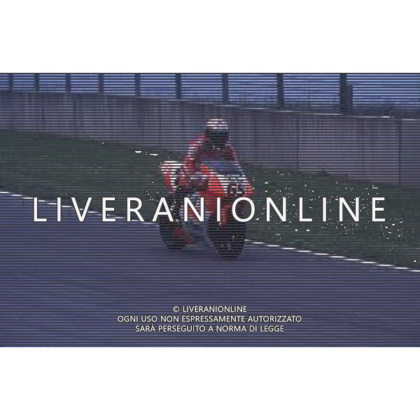 RETROSPETTIVA LORIS CAPIROSSI PILOTA MOTO NELLA FOTO LORIS CAPIROSSI NELL\'ANNO 1996 AG CONTROLUCE-AG ALDO LIVERANI SAS 