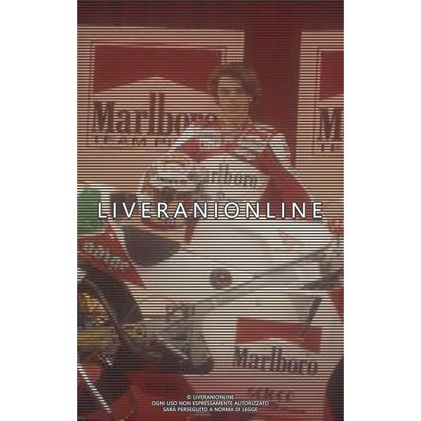 RETROSPETTIVA LORIS CAPIROSSI PILOTA MOTO NELLA FOTO LORIS CAPIROSSI NELL\'ANNO 1995 AG CONTROLUCE-AG ALDO LIVERANI SAS 