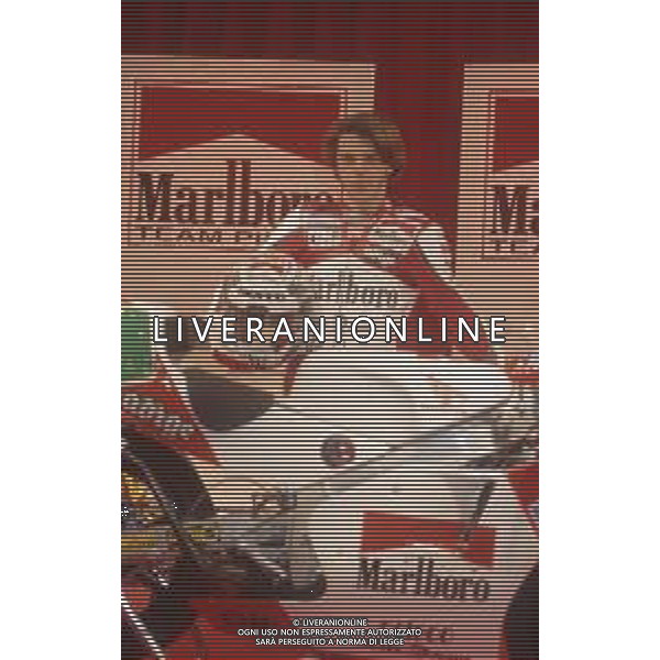 RETROSPETTIVA LORIS CAPIROSSI PILOTA MOTO NELLA FOTO LORIS CAPIROSSI NELL\'ANNO 1995 AG CONTROLUCE-AG ALDO LIVERANI SAS 