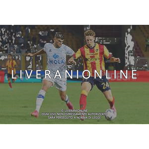 Nicholas Ioannou (Como 1907) and Jeppe Corfitzen (US Lecce) during the Coppa Italia Round of 32 match between US Lecce and Como 1907 at stadio Via Del Mare on August 13, 2023 in Lecce, Italy. (Photo by Emmanuele Mastrodonato/ag. Aldo Liverani sas) / AGENZIA ALDO LIVERANI SAS  