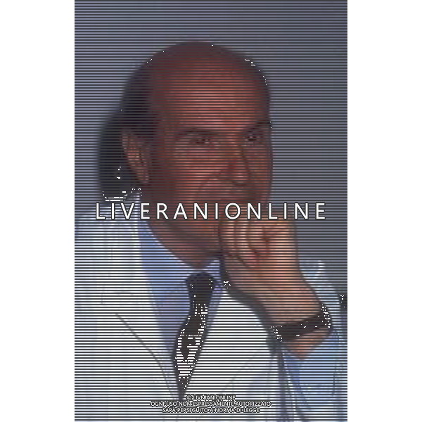 DIAP-RETROSPETTIVA PROFESSORE UMBERTO VERONESI NELLA FOTO UMBERTO VERONESI A MILANO NELL\'ANNO 1988 AG ALDO LIVERANI SAS 