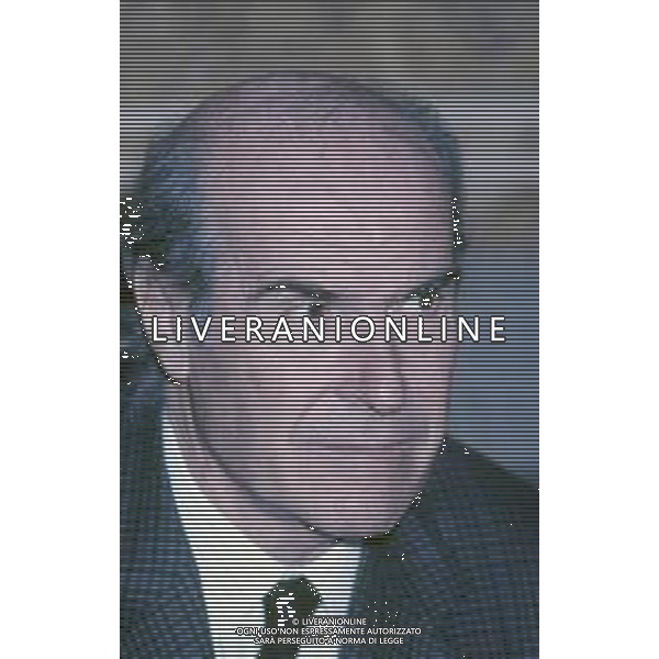 DIAP-RETROSPETTIVA PROFESSORE UMBERTO VERONESI NELLA FOTO UMBERTO VERONESI A MILANO NELL\'ANNO 1986 AG ALDO LIVERANI SAS
