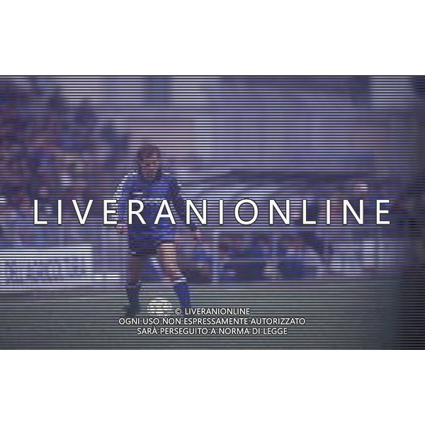 DIAP-RETROSPETTIVA STEFANO CUOGHI CALCIATORE NELLA FOTO STEFANO CUOGHI CON LA MAGLIA DEL PISA NELL\'ANNO 1988-1989 AG ALDO LIVERANI SAS 