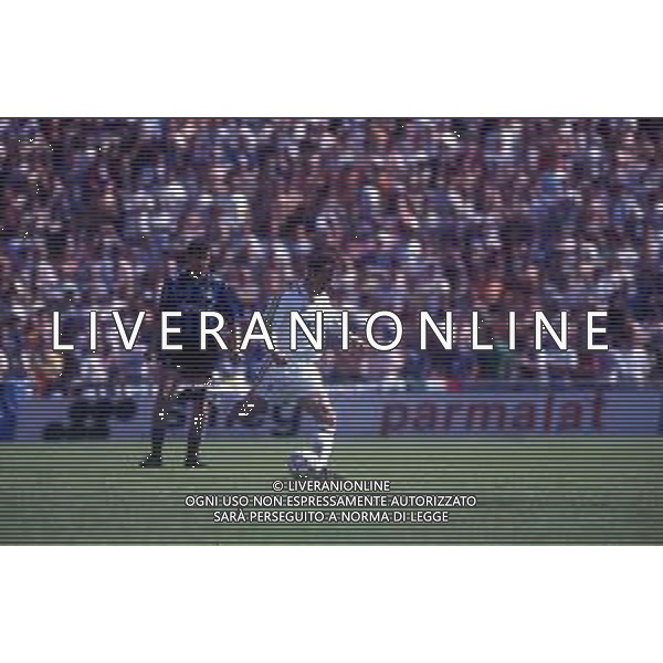DIAP-RETROSPETTIVA STEFANO CUOGHI CALCIATORE NELLA FOTO STEFANO CUOGHI CON LA MAGLIA DEL PARMA NELL\'ANNO 1993 AG ALDO LIVERANI SAS 