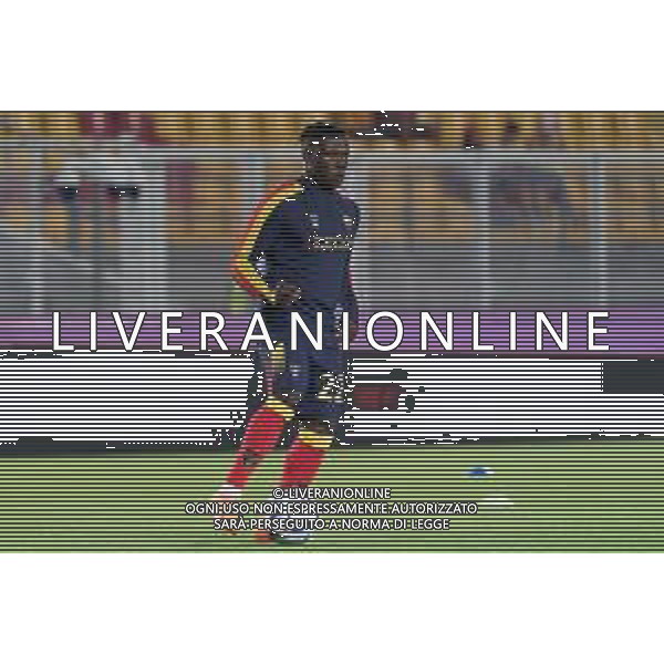 Lameck Banda (US Lecce) warm up during the Coppa Italia Round of 32 match between US Lecce and Como 1907 at stadio Via Del Mare on August 13, 2023 in Lecce, Italy. (Photo by Emmanuele Mastrodonato/ag. Aldo Liverani sas) / AGENZIA ALDO LIVERANI SAS  