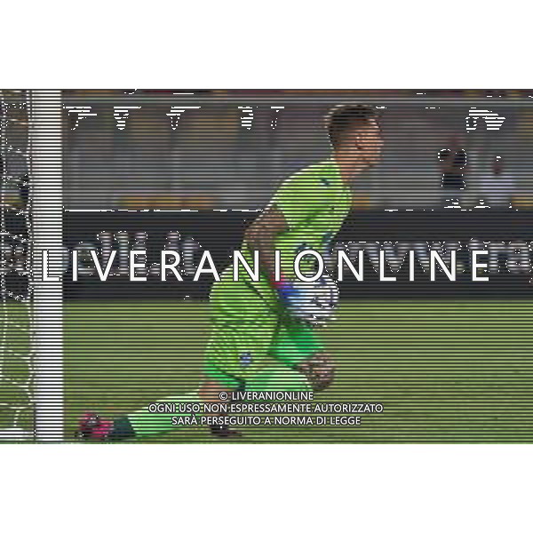 Adrian Semper (Como 1907) during the Coppa Italia Round of 32 match between US Lecce and Como 1907 at stadio Via Del Mare on August 13, 2023 in Lecce, Italy. (Photo by Emmanuele Mastrodonato/ag. Aldo Liverani sas) / AGENZIA ALDO LIVERANI SAS  