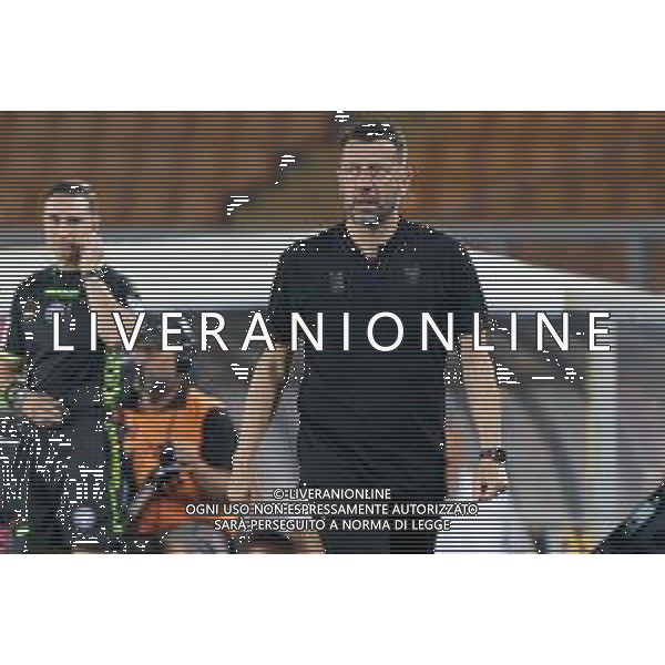 coach Roberto D’Aversa (US Lecce) during the Coppa Italia Round of 32 match between US Lecce and Como 1907 at stadio Via Del Mare on August 13, 2023 in Lecce, Italy. (Photo by Emmanuele Mastrodonato/ag. Aldo Liverani sas) / AGENZIA ALDO LIVERANI SAS  