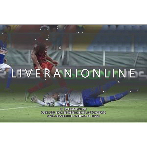 TVRG Sampdoria vs Sudtirol nella foto Nicola Ravaglia (Sampdoria) anticipa Raphael Odogwu (Sudtirol) Genova 14-08-2023 Stadio Luigi Ferraris - Marassi Coppa Italia Frecciarossa - 32mi di finale foto Roberto Garavaglia/ag. Aldo Liverani sas