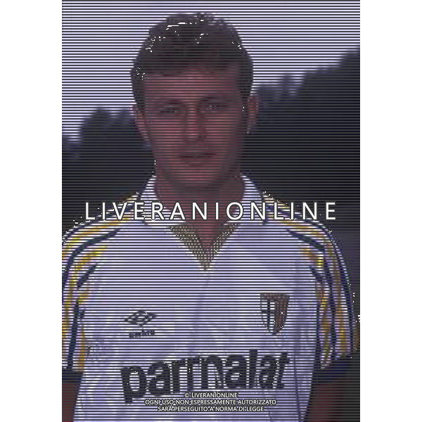 DIAP-RETROSPETTIVA IVO PULGA CALCIATORE NELLA FOTO IVO PULGA CON LA MAGLIA DEL PARMA CALCIO AG ALDO LIVERANI SAS
