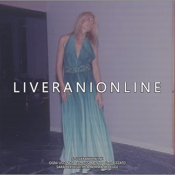 COL-RETROSPETTIVA GIOVANNA NOCETTI CANTANTE NELLA FOTO GIOVANNA NOCETTI A MILANO NELL\'ANNO 1981 AG LADO LIVERANI SAS