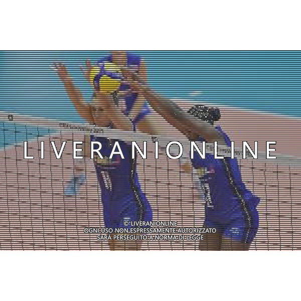 TVRG Italia vs Svizzera nella foto Anna Danesi (Italia) SX e Miriam Fatime Sylla (Italia) DX a muro Monza 18-08-2023 Arena di Monza CEV EuroVolley 2023 - gruppo B foto Roberto Garavaglia/ag. Aldo Liverani sas
