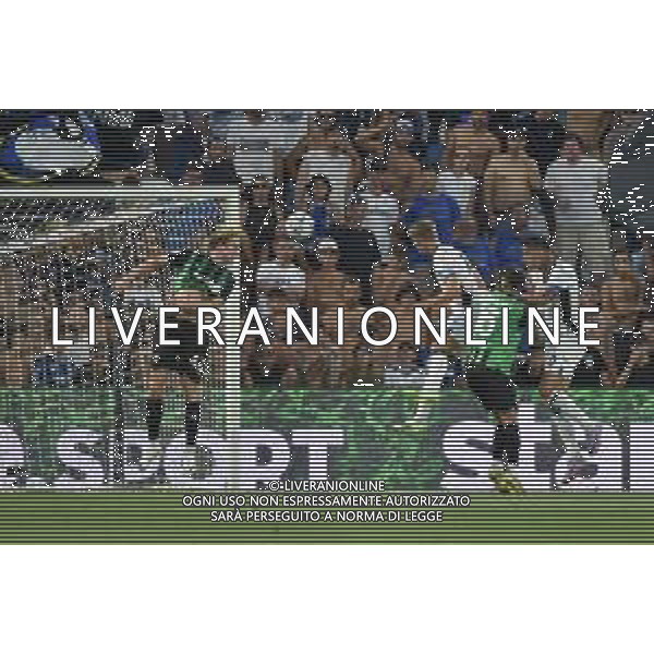 Sassuolo vs Atalanta nella foto colpo di testa di Charles de Ketelaere (Atalanta) dal quale scaturisce il gol dell\'1 a 0 di Gianluca Scamacca (Atalanta) Reggio Emilia 20-08-2023 Mapei Stadium - Stadio Città del Tricolore Campionato Serie A TIM - 1a giornata foto Roberto Garavaglia/ag. Aldo Liverani sas