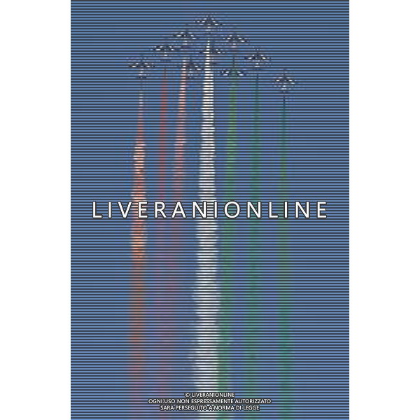 20-8-2023. Esibizione Aerei Frecce Tricolore Italia, presso lungomare Poetto di Cagliari, in occssione 100 anni Aeronautica Militare Italiana. Foto Salvatore Moi/Agenzia Aldo Liverani s.a.s. Nella foto: Aerei Frecce Tricolore Italia.