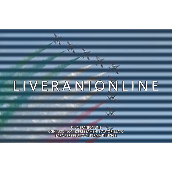 20-8-2023. Esibizione Aerei Frecce Tricolore Italia, presso lungomare Poetto di Cagliari, in occssione 100 anni Aeronautica Militare Italiana. Foto Salvatore Moi/Agenzia Aldo Liverani s.a.s. Nella foto: Aerei Frecce Tricolore Italia.