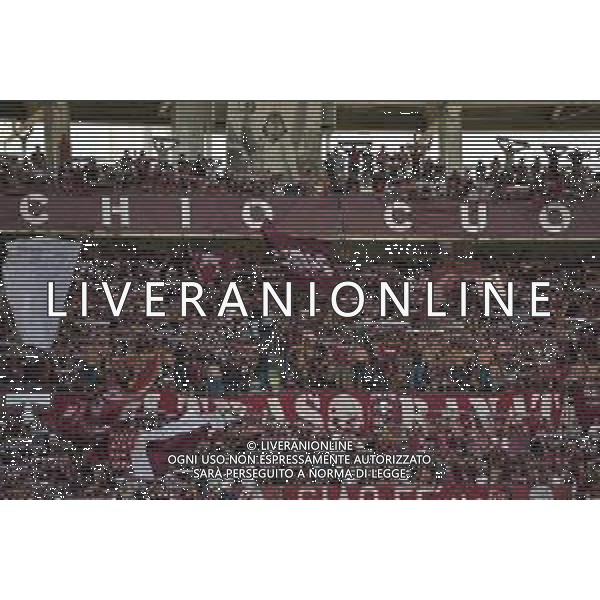 TVMV-Torino 21.08.2023 Stadio Grande Torino ©Manuela Viganti/Agenzia Aldo Liverani Torino vs Cagliari Campionato Calcio Serie A TIM 2023/2024 1a giornata Nella foto: i tifosi del torino nella curva maratona ©Viganti / AGENZIA ALDO LIVERANI SAS