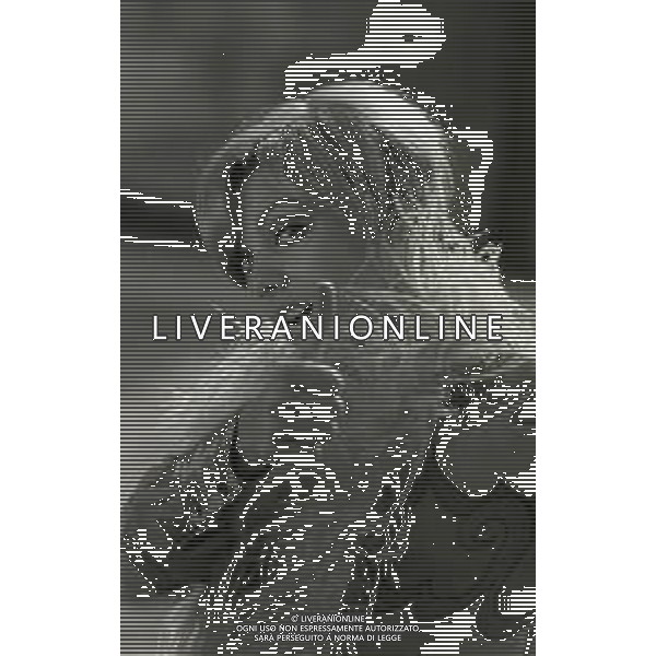 NEG-RETROSPETTIVA CATERINA CASELLI CANTANTE NELLA FOTO CATERINA CASELLI A SANREMO NELL\'ANNO 1967 FOTO PIERO PASCUTTINI-ARCHIVIO GIOVANNI LIVERANI-AG ALDO LIVERANI SAS