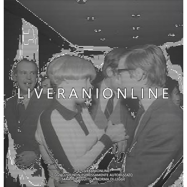 NEG-RETROSPETTIVA CATERINA CASELLI CANTANTE NELLA FOTO CATERINA CASELLI A MILANO NELL\'ANNO 1966 CON NINI GRAPPONE AG ALDO LIVERANI SAS 