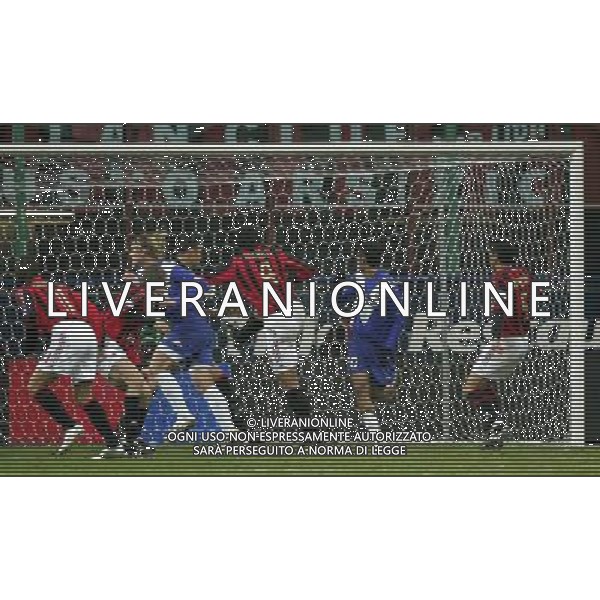 MILANO 29-11-05 COPPA ITALIA TIM - QUARTI DI FINALE MILAN - BRESCIA NELLA FOTO: GOL ALBERTI PH: ANDRY/LIVERANI