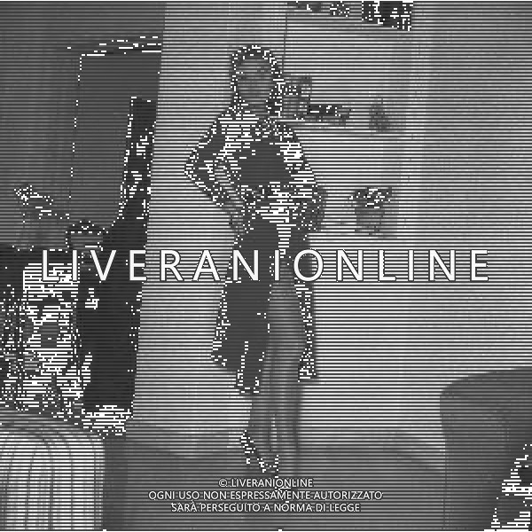 NEG-RETROSPETTIVA ANNA MARIA FERRERO ATTRICE NELLA FOTO ANNA MARIA FERRERO NELL\'ANNO 1954 A ROMA FOTO SANDRO VESPASIANI-AG ALDO LIVERANI SAS 