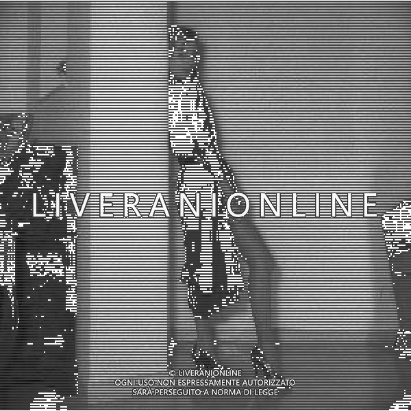 NEG-RETROSPETTIVA ANNA MARIA FERRERO ATTRICE NELLA FOTO ANNA MARIA FERRERO NELL\'ANNO 1954 A ROMA FOTO SANDRO VESPASIANI-AG ALDO LIVERANI SAS 