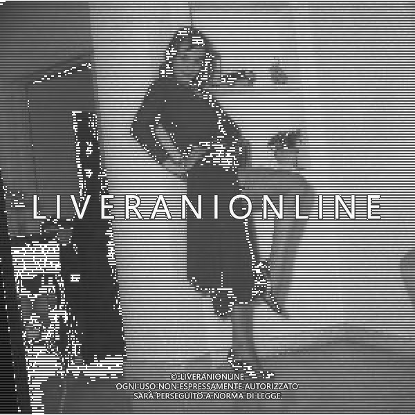 NEG-RETROSPETTIVA ANNA MARIA FERRERO ATTRICE NELLA FOTO ANNA MARIA FERRERO NELL\'ANNO 1954 A ROMA FOTO SANDRO VESPASIANI-AG ALDO LIVERANI SAS 